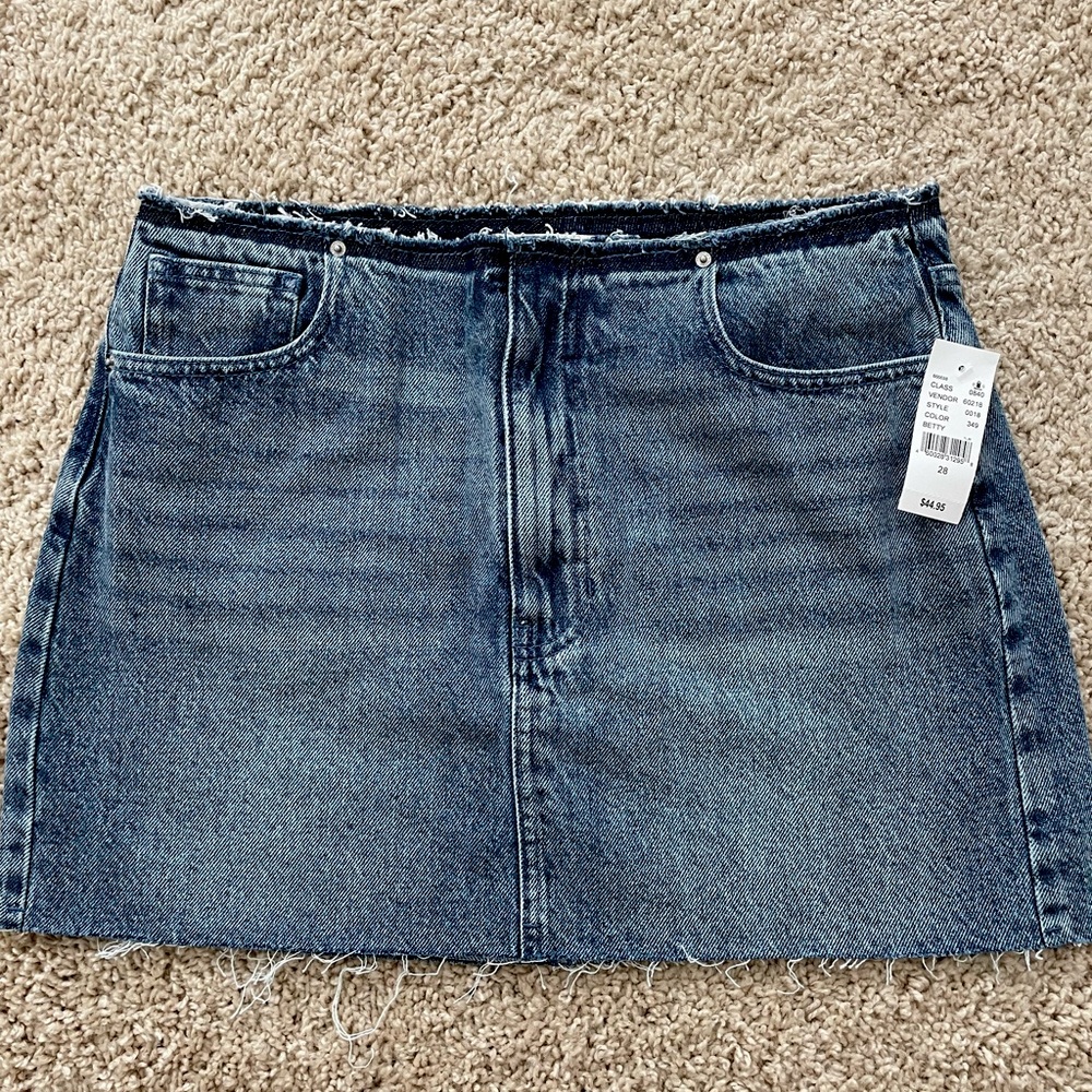 PAC SUN WITH TAGS NEVER WORN high waisted mini skirt